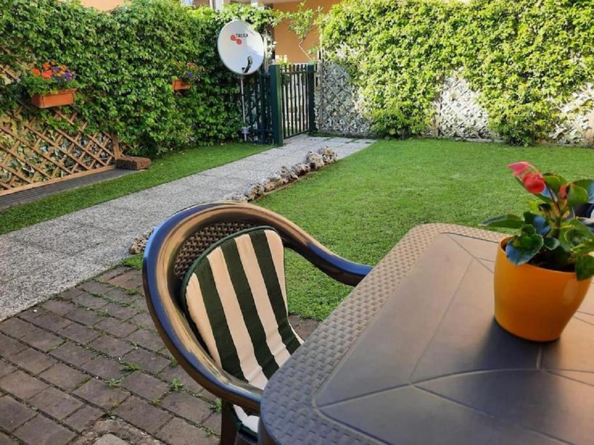 Апартаменты La Casa Di Davide Con Giardino E Garage Верона Экстерьер фото