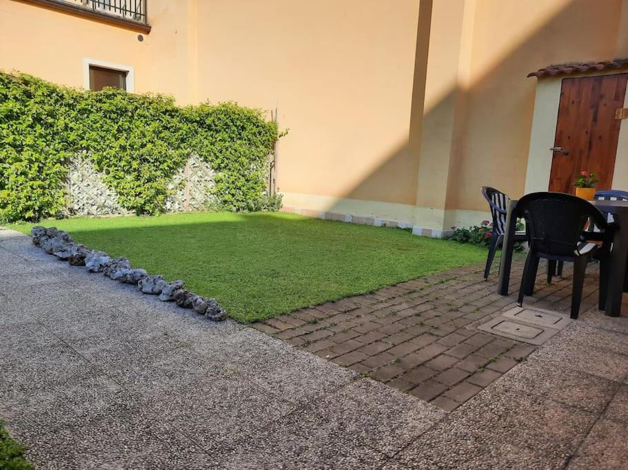 Апартаменты La Casa Di Davide Con Giardino E Garage Верона Экстерьер фото