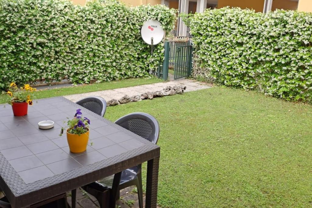 Апартаменты La Casa Di Davide Con Giardino E Garage Верона Экстерьер фото