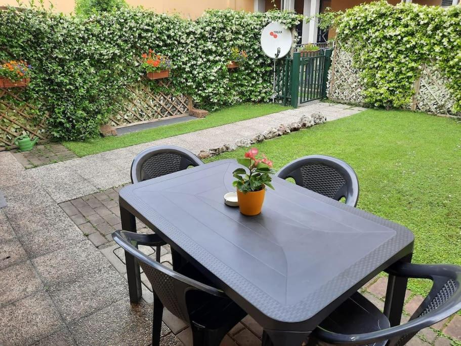 Апартаменты La Casa Di Davide Con Giardino E Garage Верона Экстерьер фото